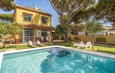 Espléndida casa vacacional totalmente equipada con terraza, jardín y piscina privada | Al lado de la playa | Acepta mascotas