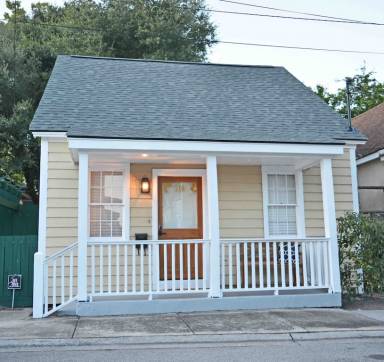 House Historic District - South