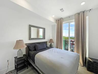 Penthouse with Private Rooftop & Stunning Views