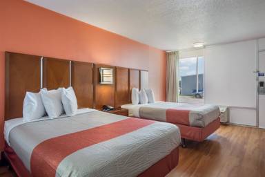 Motel Van Buren