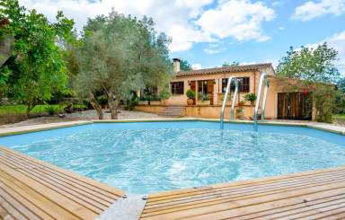 100 m² House