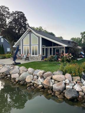 House Wolcottville