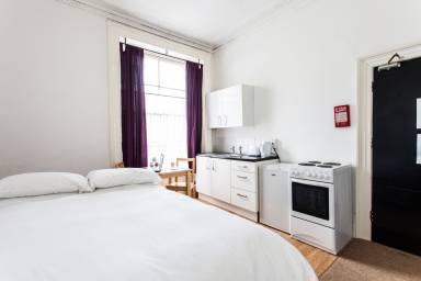 Pleasant flat with garden | Close to Cabot Tower | Perfect for remote work
