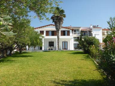 Villa Moles Kalives