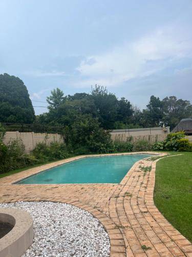 Hus Waterkloof Ridge