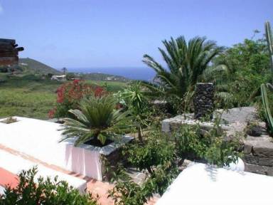 House Pantelleria