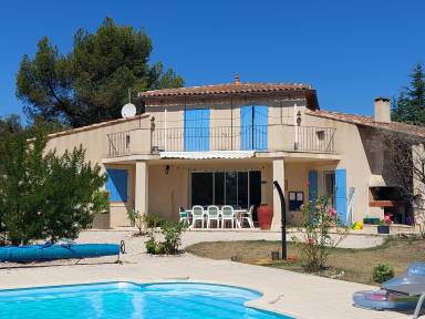 Chambre privée La Roque-sur-Pernes