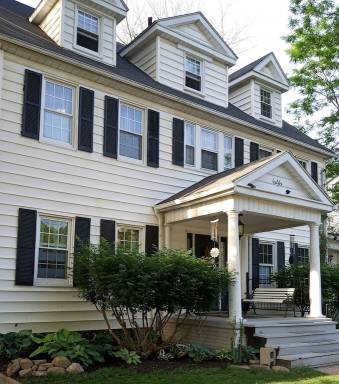 House Akron