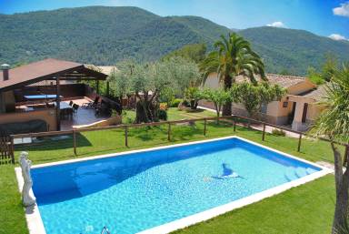 Casa Bañolas