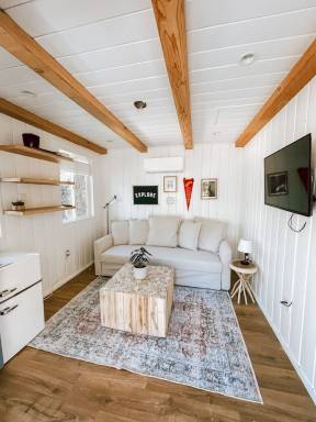 Farmhouse Escondido