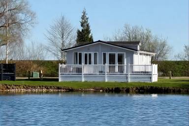 Children-friendly cottage with jacuzzi & garden