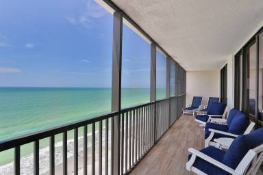 Condo Treasure Island