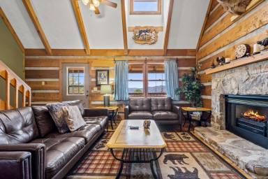 Cabin  Gatlinburg