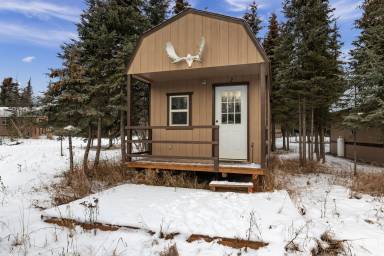 Cabin  Clam Gulch