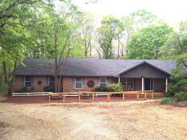 House Auburn