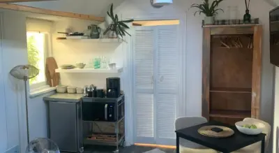 Apartment mit Terrasse und beheiztem Pool | Strand in der Nähe