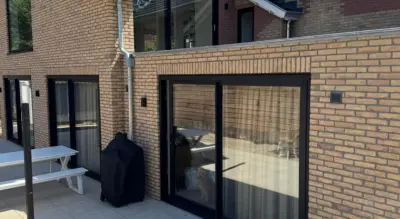 Apartment mit Pool