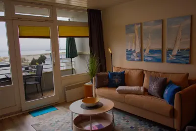 Kinderfreundliche Ferienwohnung mit Pool und Grill | Wasserblick | Nah am Strand