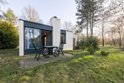 Landhaus mit Pool und Garten