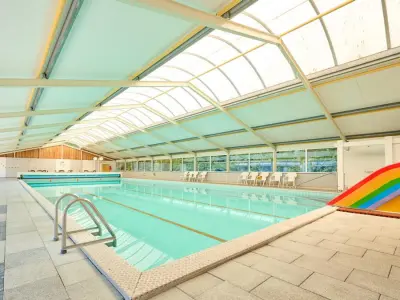 Familienorientierter Bungalow mit Garten und beheiztem Pool