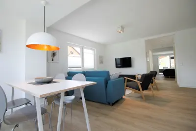 Apartment mit Garten, Pool und Sauna