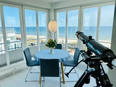 Kinderfreundliche Wohnung mit beheiztem Pool und Sauna | Panoramablick | Strand in der Nähe | Ideal für Homeoffice