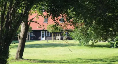 Ferienwohnung mit Terrasse, Sauna und Pool
