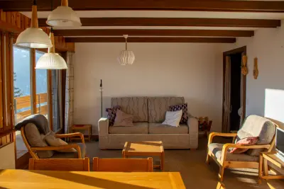 Gemütliches Apartment mit Garten, Sauna und privatem Pool | Bergblick | Skifahren in der Nähe