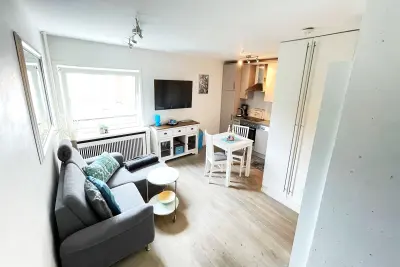 Voll ausgestattete wunderschöne Wohnung mit Sauna und Pool