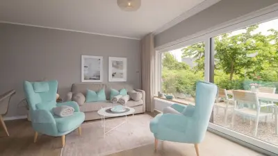 Familienfreundliche Ferienwohnung mit Terrasse, Pool und Garten | Nah am Strand