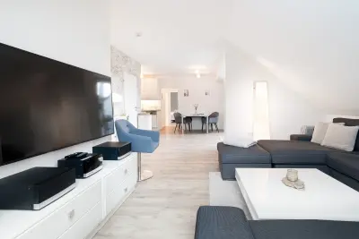 Voll ausgestattetes charmantes Apartment mit Sauna und Pool