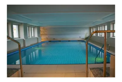 Voll ausgestattetes gemütliches Ferienhaus mit Pool, Garten und Sauna | Haustiere erlaubt