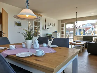 Familienorientierte charmante Ferienwohnung mit Pool | Neben dem Strand