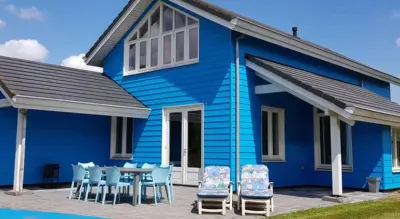 Geräumige Villa mit Pool