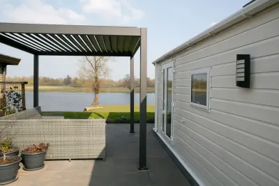 Ferienhaus mit Pool und Terrasse