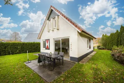 Familienfreundliches gemütliches Ferienhaus mit Pool | Haustiere erlaubt