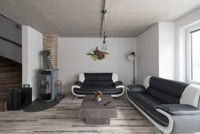Familienorientiertes Ferienhaus mit Garten, Pool und Terrasse | Haustierfreundlich