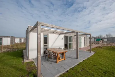 Charmanter Bungalow mit Pool, Terrasse und Garten | Meerblick | Strand in der Nähe | Haustierfreundlich