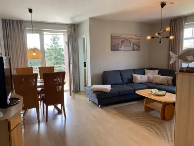 Apartment mit beheiztem Pool, Garten und Sauna
