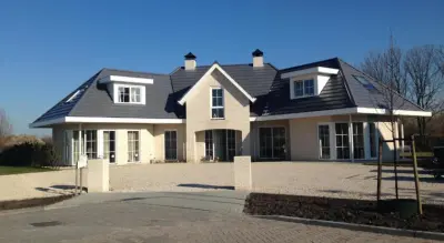 Luxe prive-kamer - studio in villa aan zee, Dishoek, vernieuwd