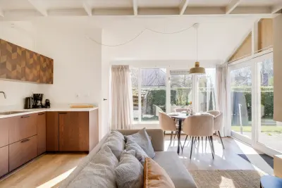 Familienfreundliches Ferienhaus mit Pool und Garten | Haustiere erlaubt