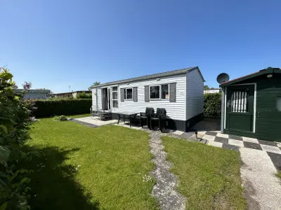 Tolles Ferienhaus mit Terrasse, Garten und Pool
