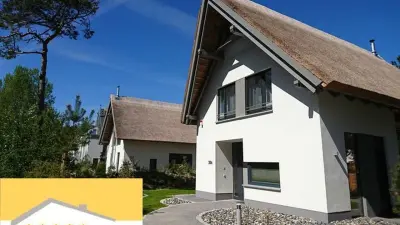 Ferienhaus mit Garten, Grill und Whirlpool